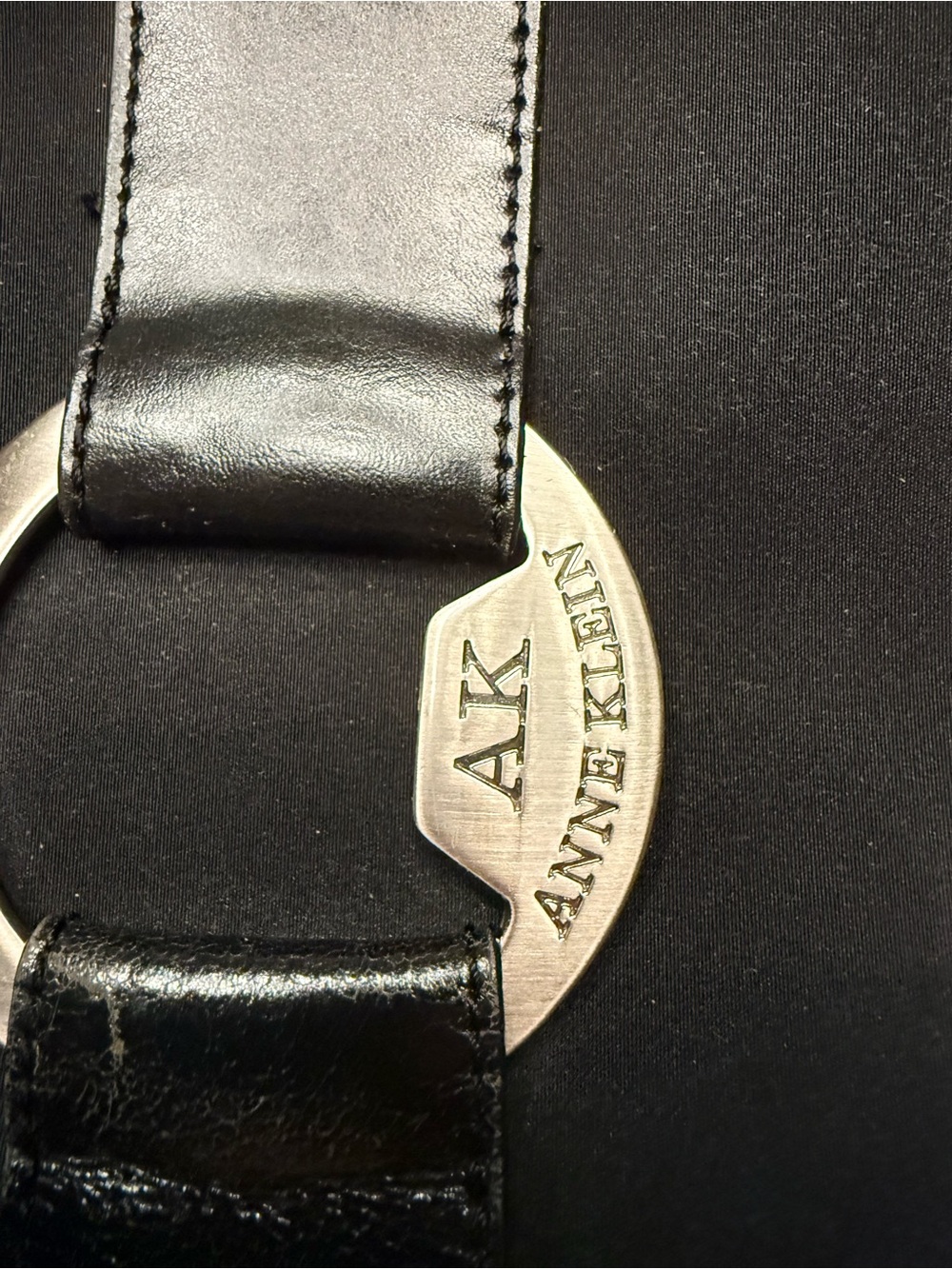 Anne Klein (AK) #Vintageanneklein Black handbag Bag Strap Detail